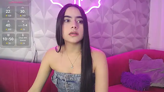 Snapshot of kira_moon_01 chatting on October 24, 2025, 7:46 pm kira moon 01 online show from October 24, 2025, 7:46 pm