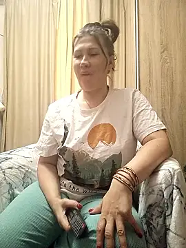 Ambika beauty online show from January 5, 2026, 5:27 pm