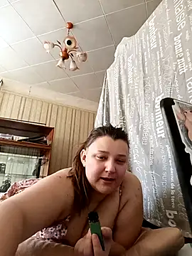 Snapshot of Terryfoks chatting on February 8, 2026, 12:03 pm Terryfoks online show from February 8, 2026, 12:03 pm