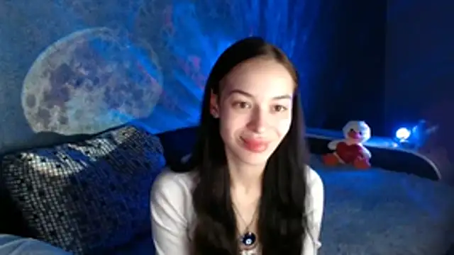 Daphne Darkthorn online show from November 13, 2025, 12:03 am