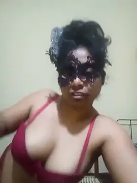 Snapshot of Expose_Queen chatting on February 10, 2026, 6:18 pm Expose Queen online show from February 10, 2026, 6:18 pm