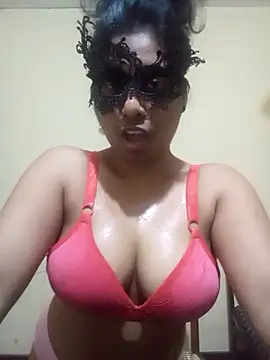 Snapshot of Expose_Queen chatting on January 18, 2026, 5:05 pm Expose Queen online show from January 18, 2026, 5:05 pm