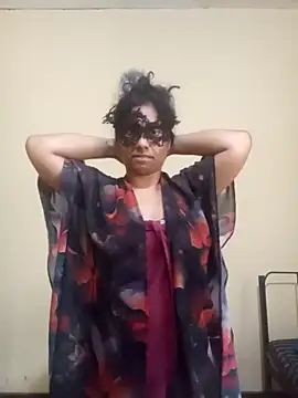 Snapshot of Expose_Queen chatting on February 20, 2026, 7:43 am Expose Queen online show from February 20, 2026, 7:43 am