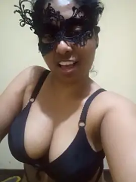 Snapshot of Expose_Queen chatting on February 27, 2026, 6:08 pm Expose Queen online show from February 27, 2026, 6:08 pm