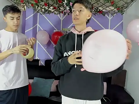 heyy noah11 online show from February 14, 2026, 1:44 pm