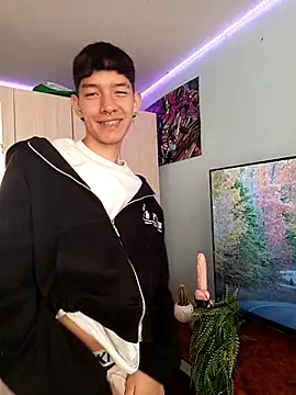 heyy noah11 online show from October 30, 2025, 6:38 pm