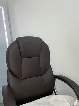  Isabella 1 online show from November 14, 2025, 2:37 am