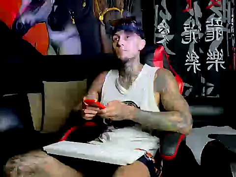 Molotov Explosive online show from October 12, 2025, 12:34 am