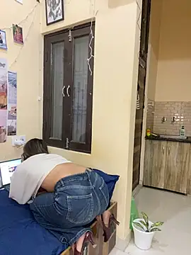 deepikaa aroraa online show from February 6, 2026, 4:03 pm