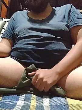 Snapshot of axel-spr chatting on February 9, 2026, 5:05 am axel-spr online show from February 9, 2026, 5:05 am