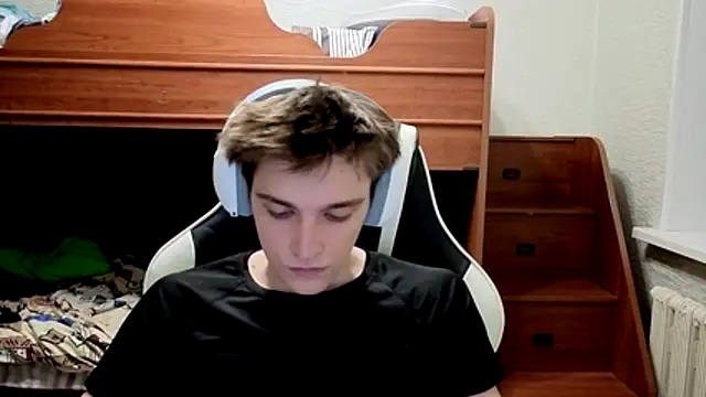 Snapshot of sweeetangeel chatting on November 4, 2025, 6:01 pm sweeetangeel online show from November 4, 2025, 6:01 pm