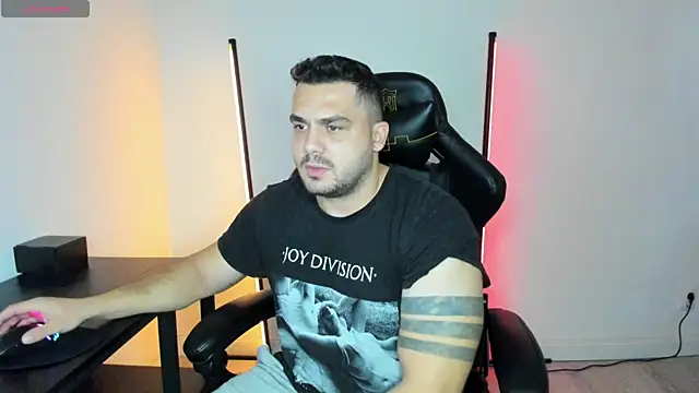 Danielbateson online show from October 14, 2025, 8:48 am