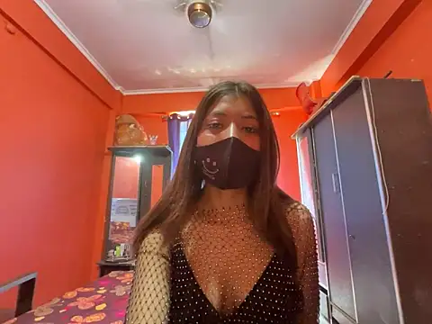 HOT HONEY10 online show from April 23, 2026, 4:30 am