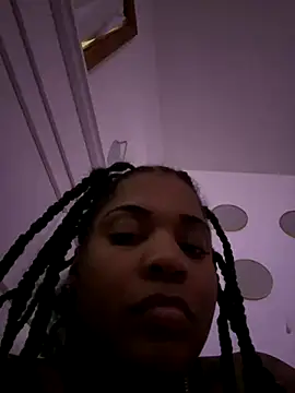 dollfacee7 online show from October 15, 2025, 10:18 pm