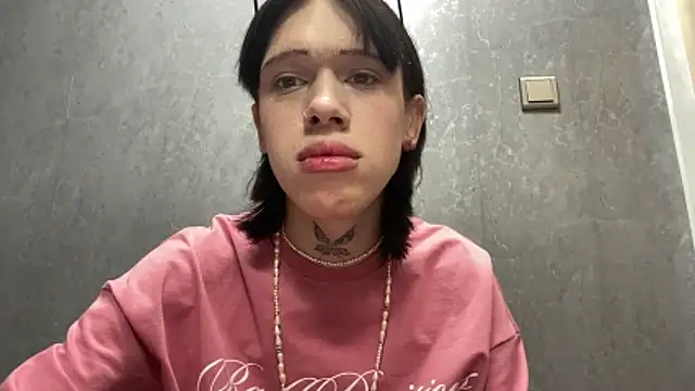 mun poli online show from November 17, 2025, 11:42 pm