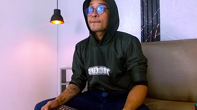 Jayden Morris online show from December 5, 2025, 4:05 pm