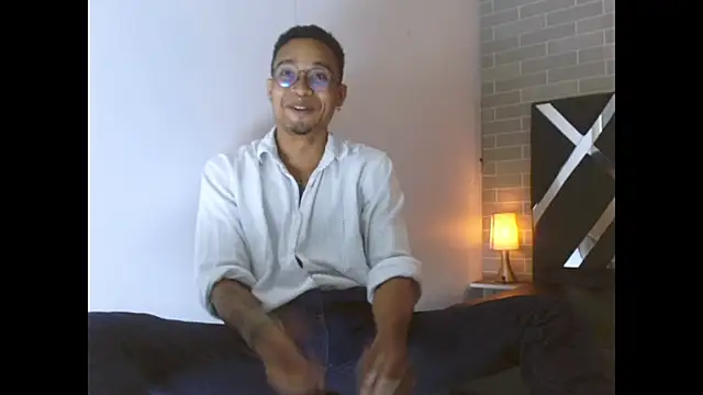 Jayden Morris online show from April 18, 2026, 2:03 am