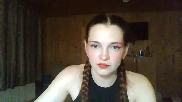 AmeliieLaFleur online show from June 4, 2026, 8:46 pm