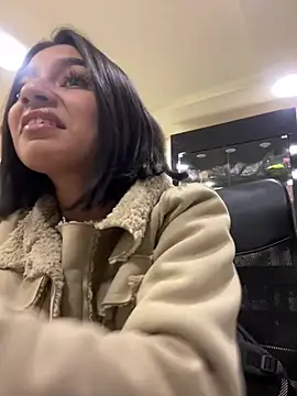 AlyssaRay online show from February 10, 2026, 6:51 pm