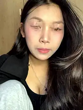 linh-lan1 online show from January 12, 2026, 7:15 am