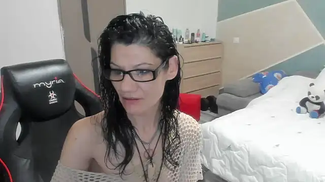 SweetSin40 online show from March 31, 2026, 5:59 pm