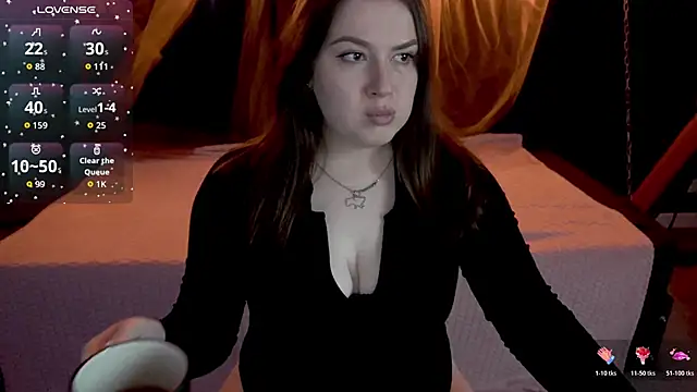 AliceOfWondersS online show from October 29, 2025, 7:51 am