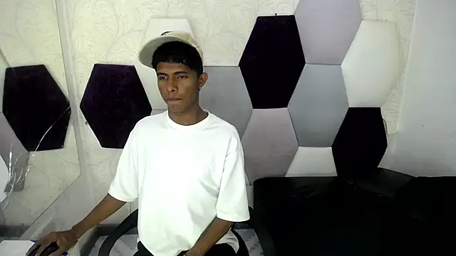 Mick storm online show from February 24, 2026, 8:31 pm