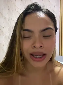 safadinhaquenteW online show from April 30, 2026, 4:03 pm