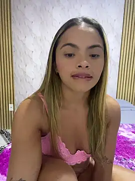 safadinhaquenteW online show from March 15, 2026, 4:41 am