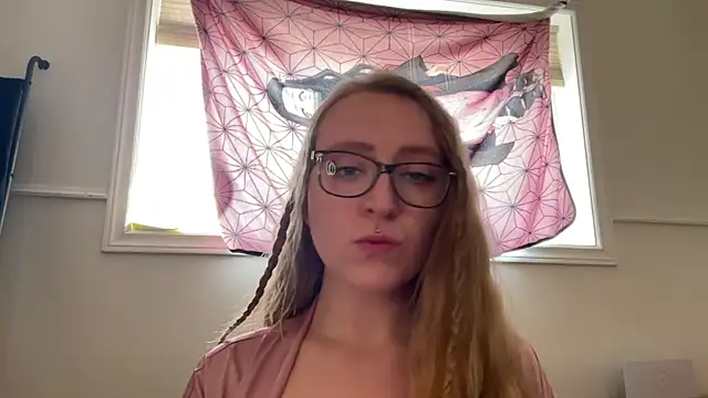 Pattyworld69 online show from June 1, 2026, 8:41 pm