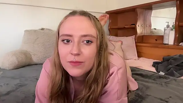 Pattyworld69 online show from June 19, 2026, 10:25 pm