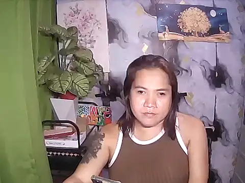 trishacummerts online show from July 25, 2026, 12:55 pm