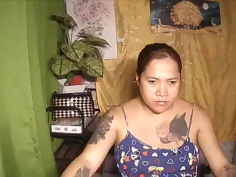 trishacummerts online show from July 23, 2026, 2:42 am