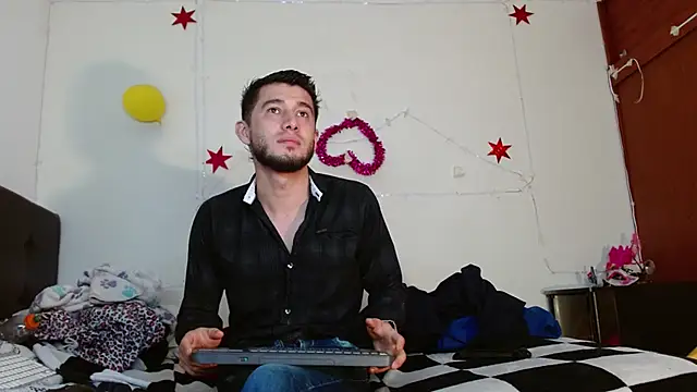 picante70  online show from November 12, 2025, 11:14 am