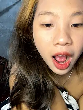 namicute online show from January 12, 2026, 11:53 pm