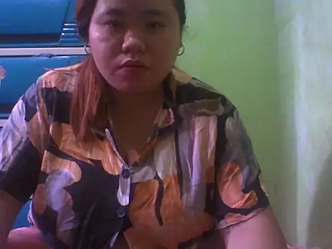 Snapshot of chubbybigtits_01 chatting on October 18, 2025, 6:48 am chubbybigtits 01 online show from October 18, 2025, 6:48 am