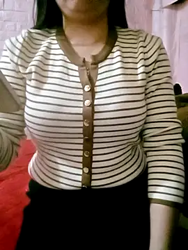 Snapshot of SansanCii chatting on February 10, 2026, 11:04 pm SansanCii online show from February 10, 2026, 11:04 pm