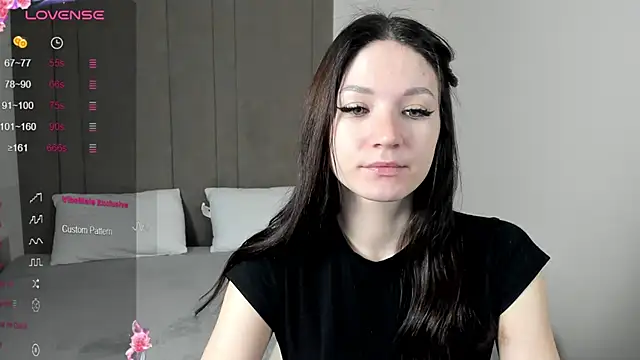 ChillGato online show from November 24, 2025, 1:38 am