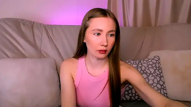 EllyColins online show from March 3, 2026, 3:13 am