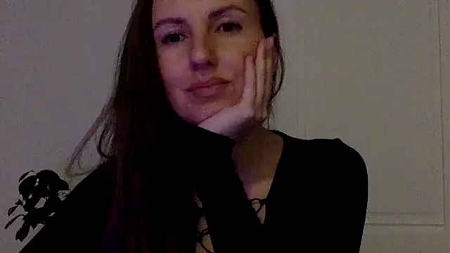 Snapshot of Melivorra chatting on February 8, 2026, 7:00 pm Melivorra online show from February 8, 2026, 7:00 pm