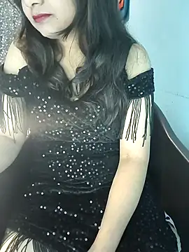 Model Show01 online show from November 26, 2025, 3:01 pm