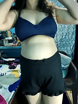 Model Show01 online show from November 20, 2025, 3:34 pm