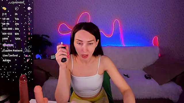 Lilith Sora online show from April 16, 2026, 10:23 pm