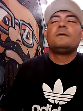 Snapshot of sexyandres_23 chatting on April 18, 2026, 4:42 pm sexyandres 23 online show from April 18, 2026, 4:42 pm