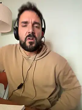 ReDiBastoni90 online show from October 21, 2025, 8:36 am