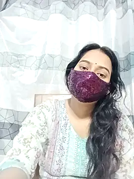 Hot Baby250 online show from November 18, 2025, 10:18 am