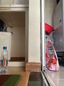 Snapshot of buckgaroooo chatting on November 4, 2025, 6:39 am buckgaroooo online show from November 4, 2025, 6:39 am