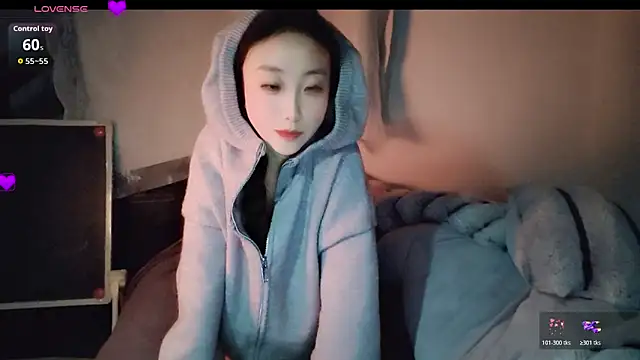 hyp0crite online show from December 4, 2025, 3:22 pm