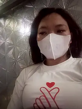 Snapshot of nat-tri chatting on February 10, 2026, 6:12 am nat-tri online show from February 10, 2026, 6:12 am