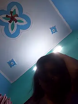 Snapshot of Prishacam2 chatting on November 4, 2025, 5:00 am Prishacam2 online show from November 4, 2025, 5:00 am